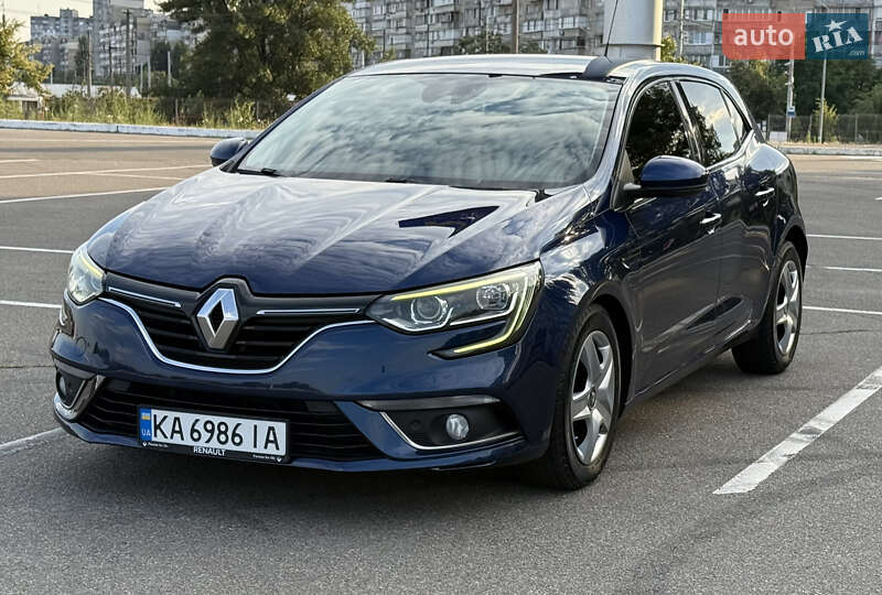 Хэтчбек Renault Megane 2016 в Киеве