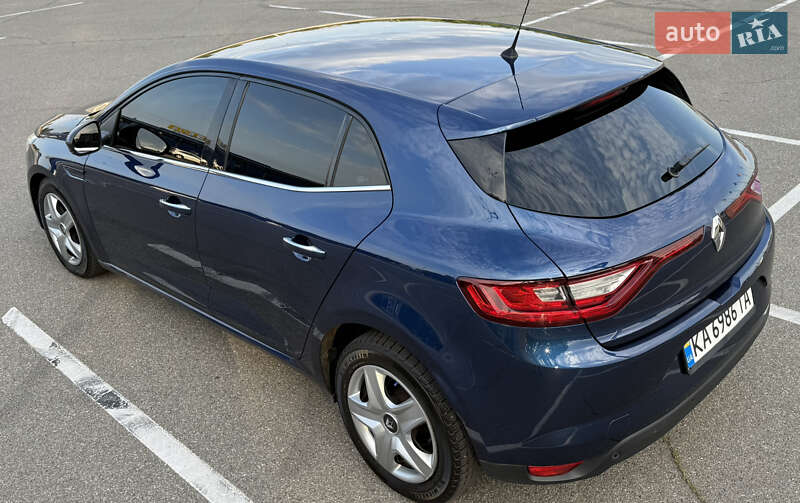 Хэтчбек Renault Megane 2016 в Киеве