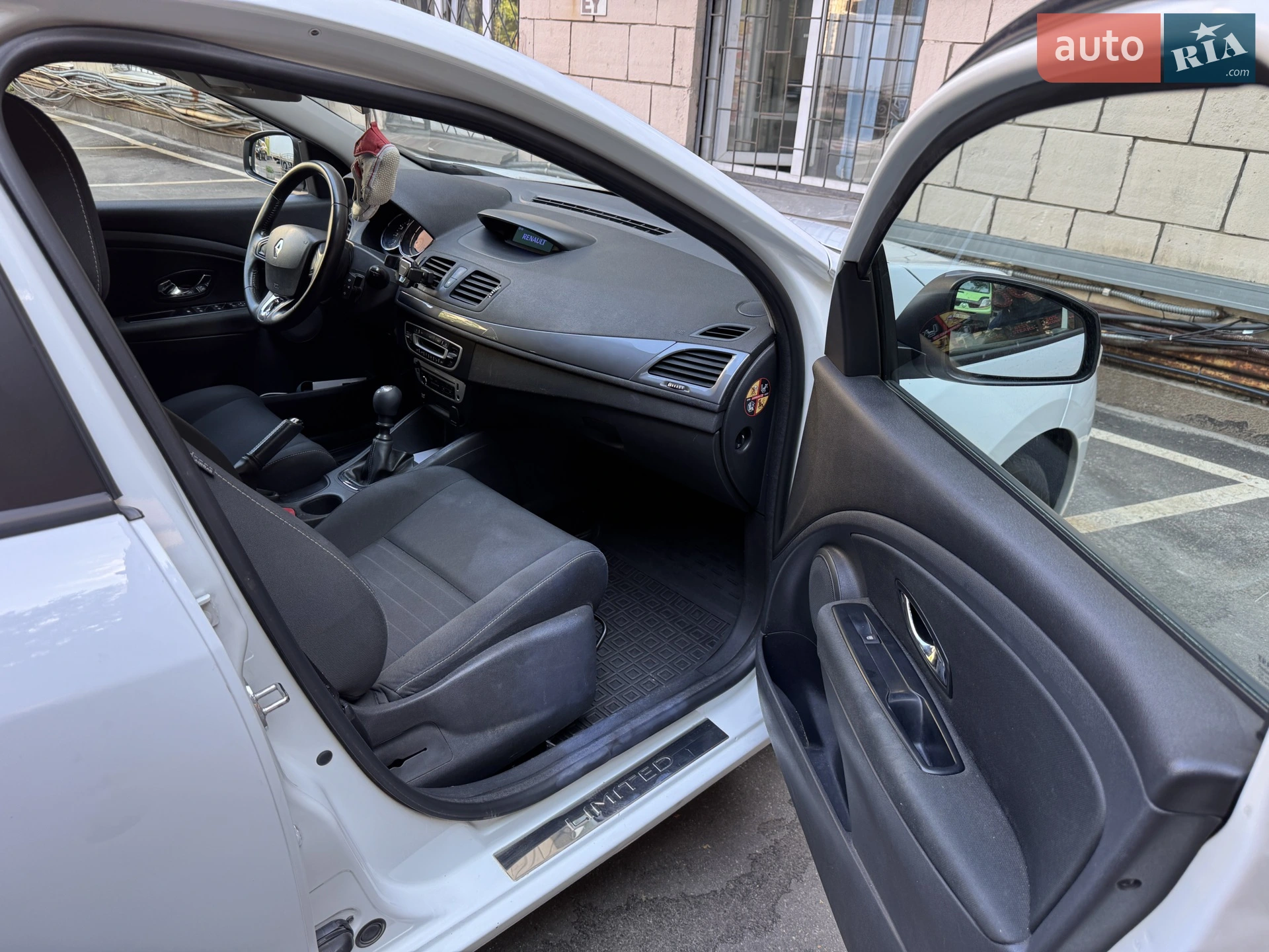 2015 Renault Megane - мініатюра 12