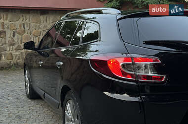 Универсал Renault Megane 2011 в 