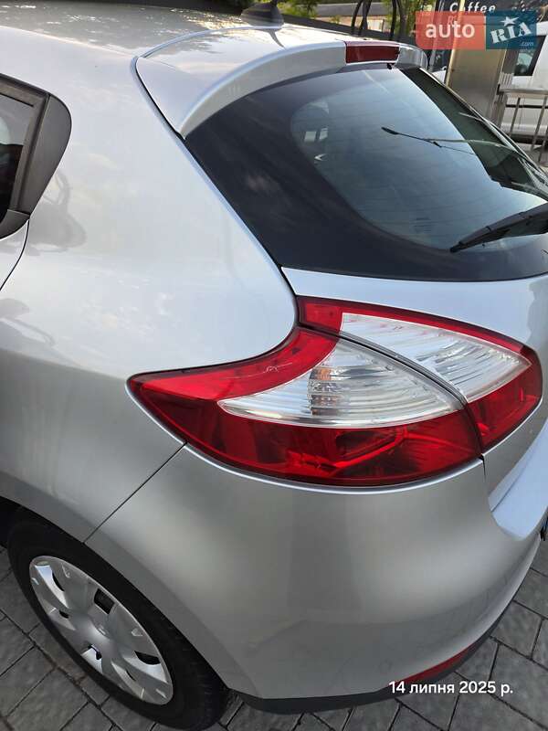 Хэтчбек Renault Megane 2011 в Тернополе