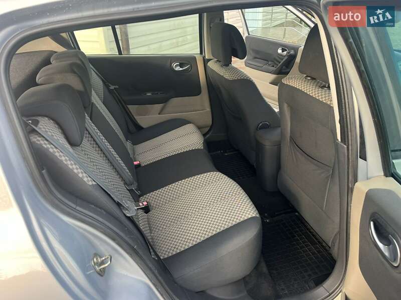 Хетчбек Renault Megane 2003 в Брошневі-Облозі