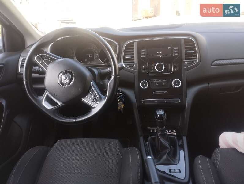 Хэтчбек Renault Megane 2016 в Хмельницком