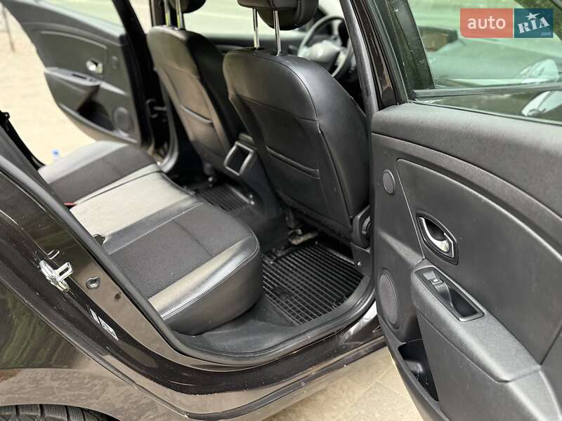 Универсал Renault Megane 2010 в Львове