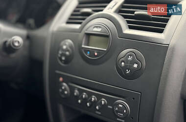 Универсал Renault Megane 2006 в 