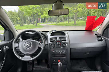 Седан Renault Megane 2006 в 