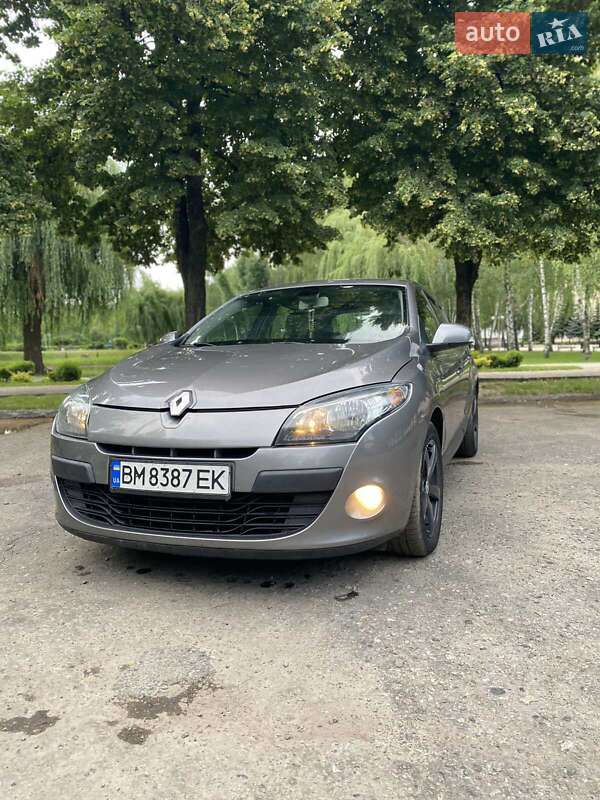 Хэтчбек Renault Megane 2011 в Сумах