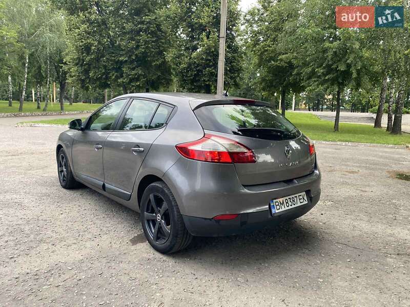 Хэтчбек Renault Megane 2011 в Сумах