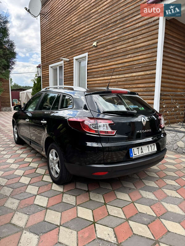 Универсал Renault Megane 2011 в Котельве
