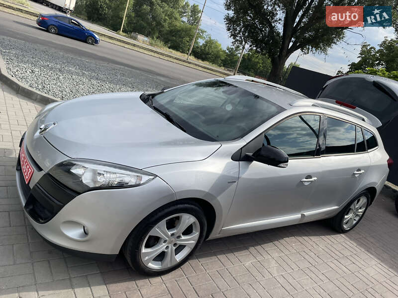 Универсал Renault Megane 2013 в Днепре