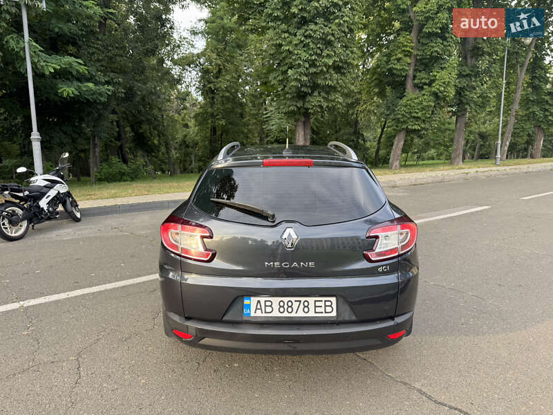 Универсал Renault Megane 2014 в Киеве