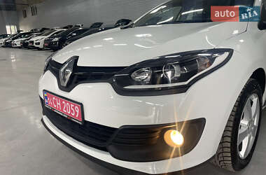 Хэтчбек Renault Megane 2014 в 