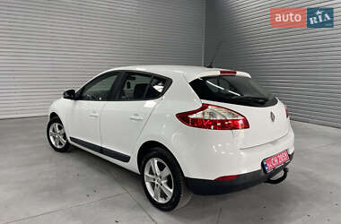 Хэтчбек Renault Megane 2014 в 