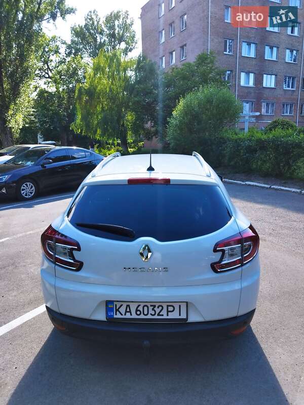 Универсал Renault Megane 2014 в Киеве