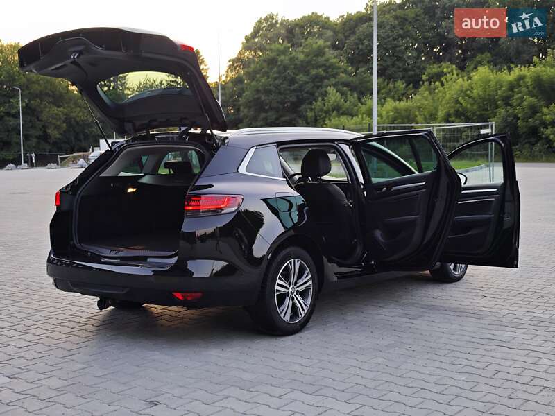 Универсал Renault Megane 2022 в Дубно