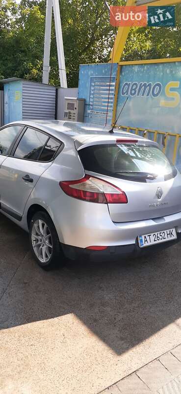 Хэтчбек Renault Megane 2011 в Ивано-Франковске