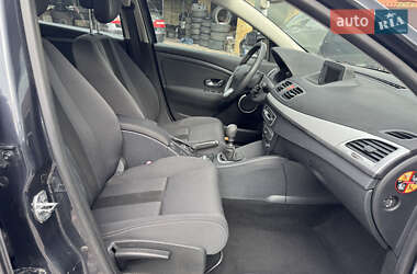 Универсал Renault Megane 2010 в 