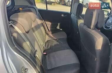 Хэтчбек Renault Megane 2005 в 