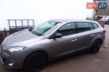 Универсал Renault Megane 2011 в 
