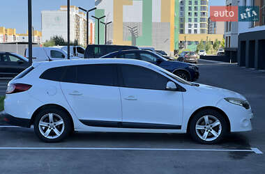Универсал Renault Megane 2011 в 