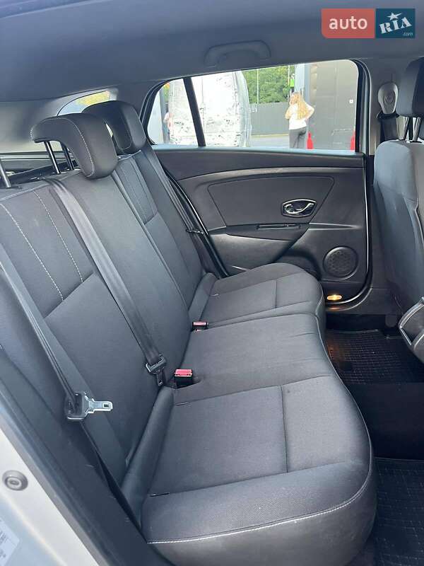 Универсал Renault Megane 2011 в Шептицькому фото 5 Универсал Renault Megane 2011 в Шептицькому