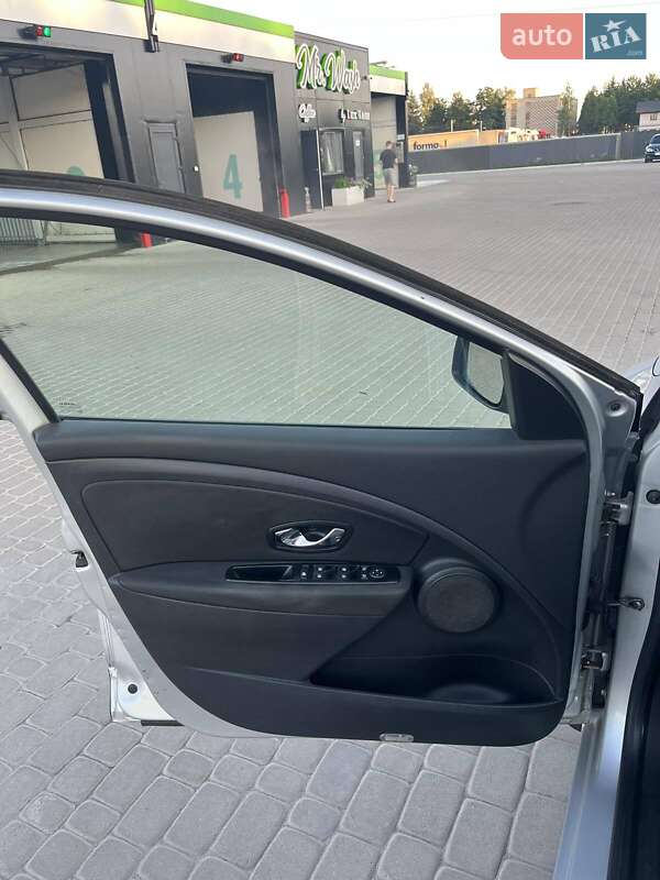 Универсал Renault Megane 2011 в Шептицькому фото 13 Универсал Renault Megane 2011 в Шептицькому