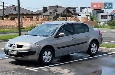 Седан Renault Megane 2004 в Ровно