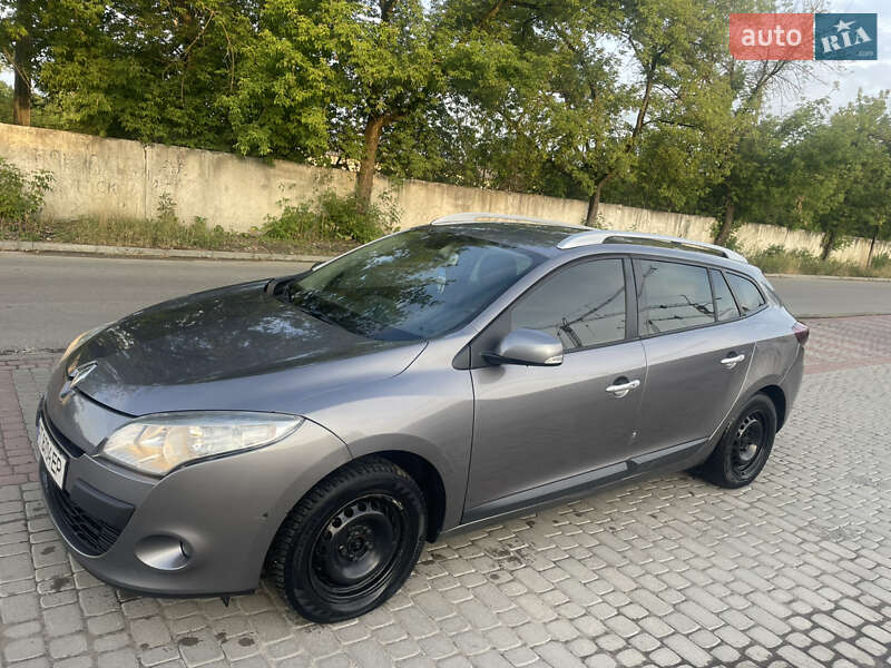 Универсал Renault Megane 2011 в Ивано-Франковске