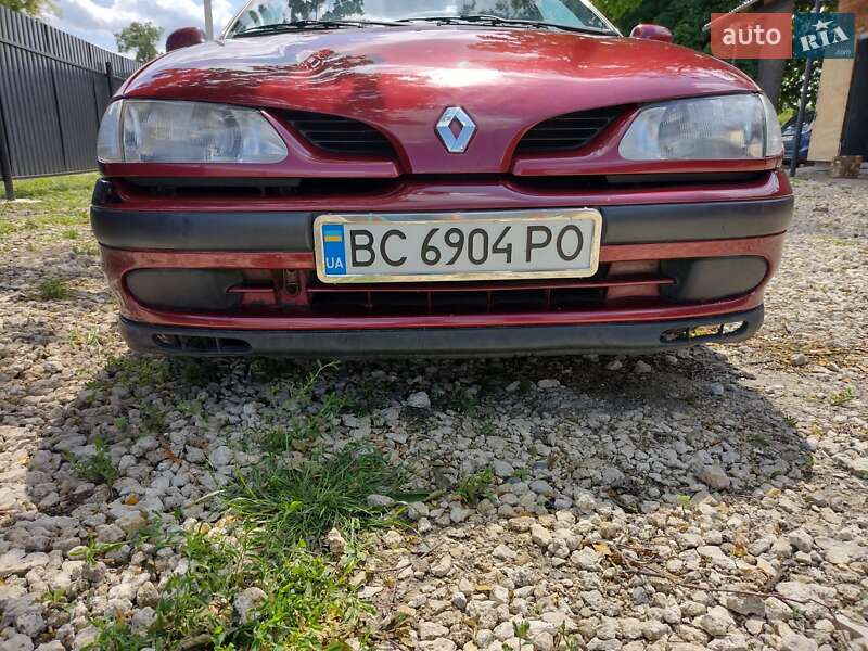 Седан Renault Megane 1999 в Буске фото 10 Седан Renault Megane 1999 в Буске