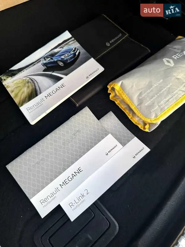Универсал Renault Megane 2017 в Запорожье документ 2 фото Универсал Renault Megane 2017 в Запорожье документ