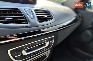 Хетчбек Renault Megane 2013 в 