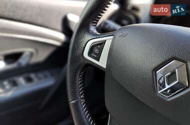 Хетчбек Renault Megane 2013 в 