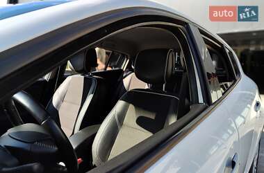Хетчбек Renault Megane 2013 в 