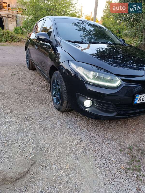 Хетчбек Renault Megane 2014 в П'ятихатках