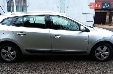 Универсал Renault Megane 2011 в 