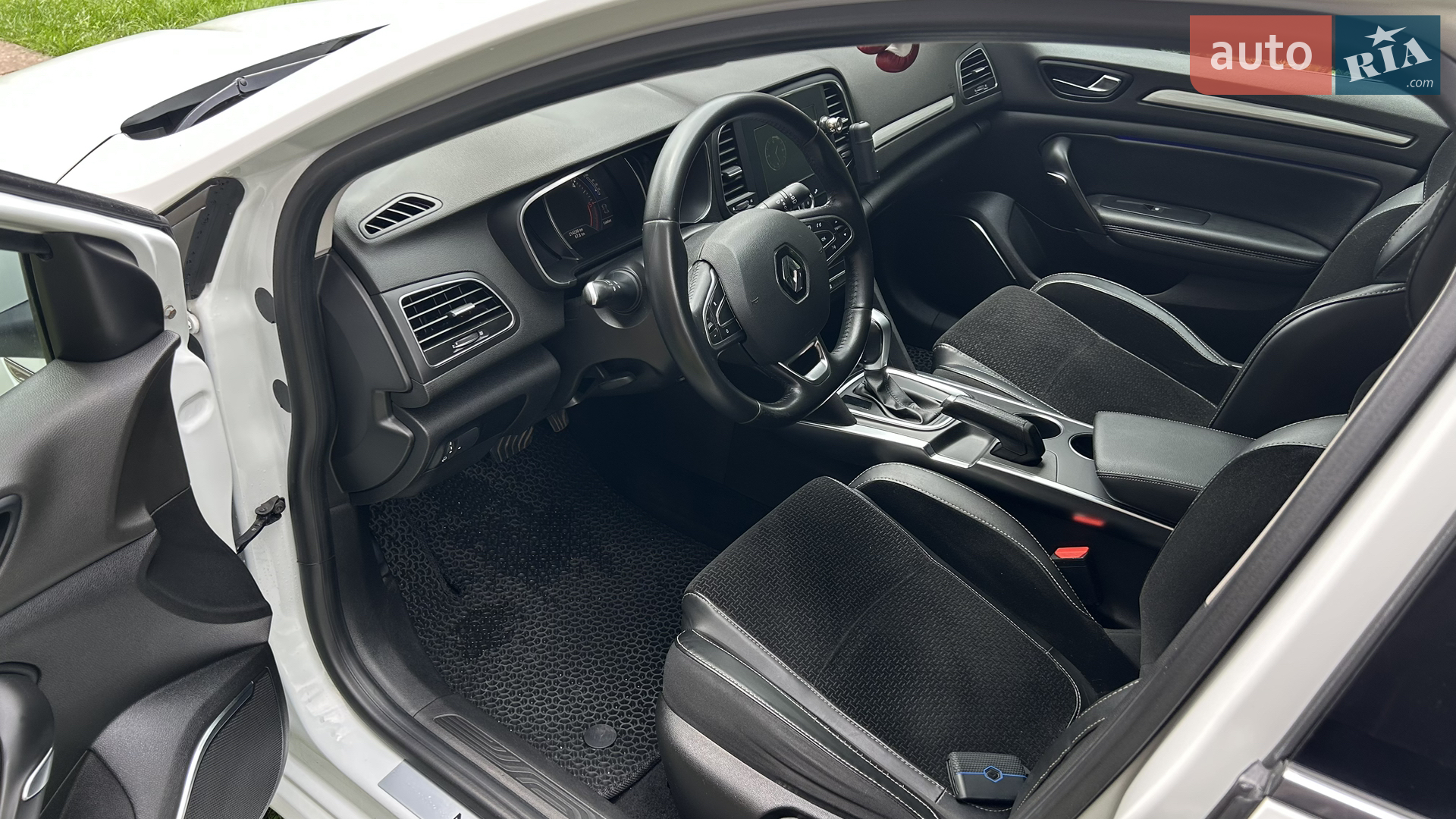 2016 Renault Megane - мініатюра 23