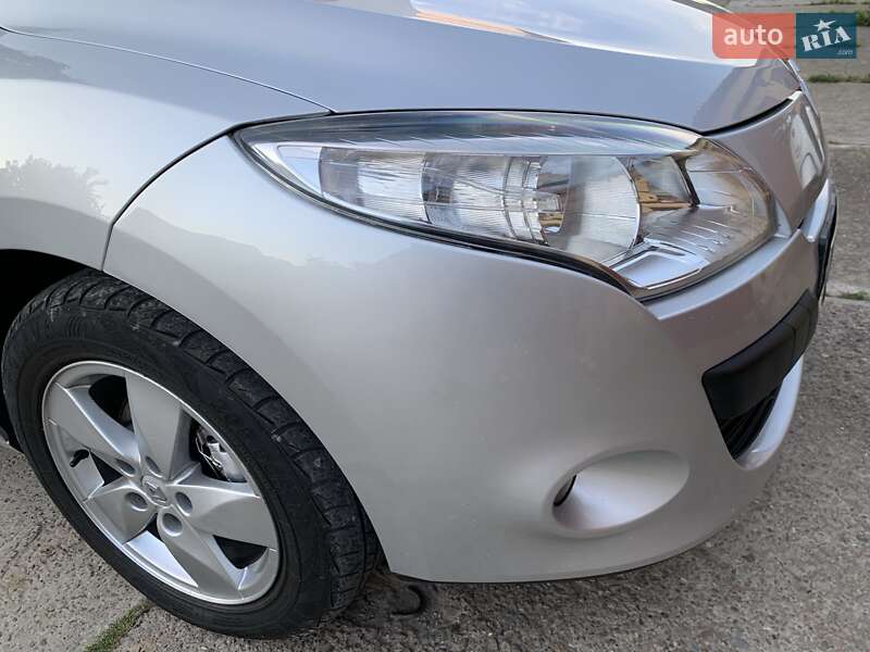 Універсал Renault Megane 2011 в Івано-Франківську