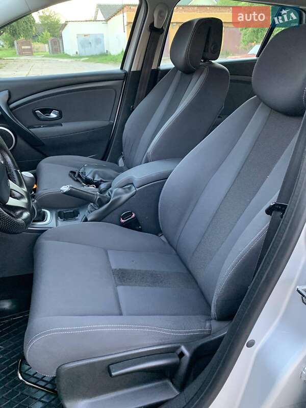 Універсал Renault Megane 2011 в Івано-Франківську