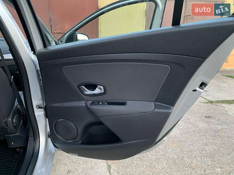 Універсал Renault Megane 2011 в Івано-Франківську