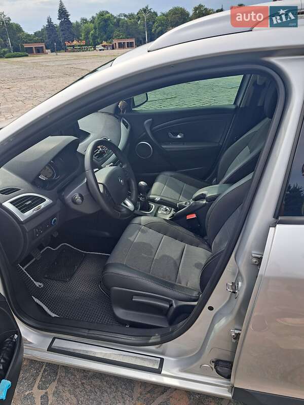 Универсал Renault Megane 2009 в Кременчуге фото 18 Универсал Renault Megane 2009 в Кременчуге