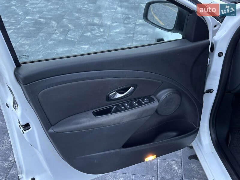Универсал Renault Megane 2011 в Звягеле
