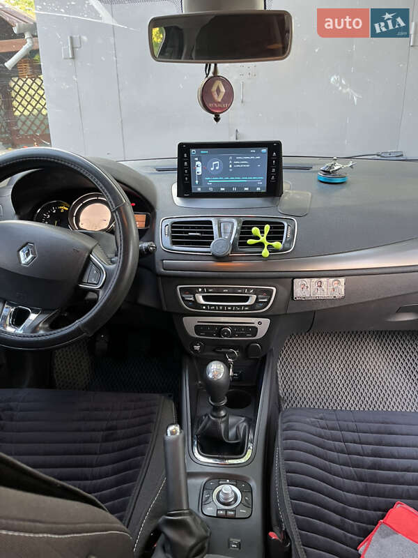 Универсал Renault Megane 2014 в Сарате