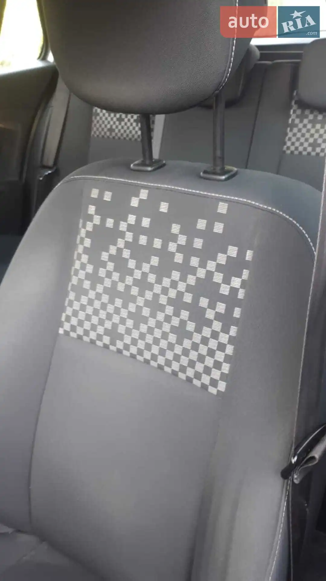 2013 Renault Megane - мініатюра 12