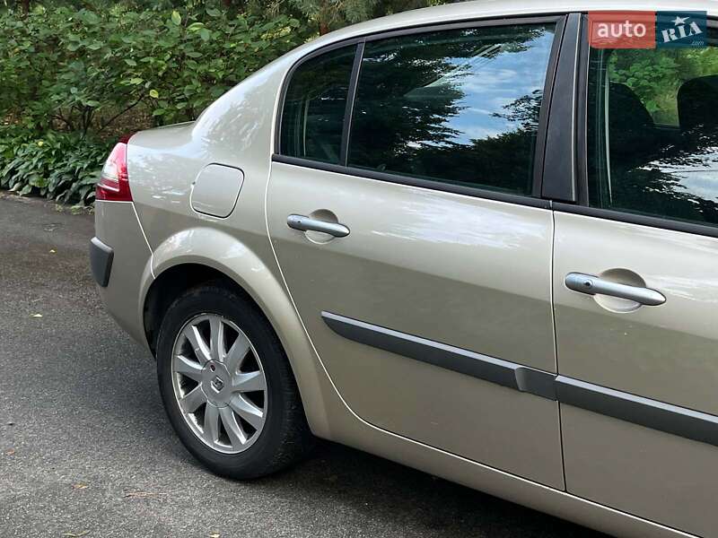 Седан Renault Megane 2006 в Киеве фото 4 Седан Renault Megane 2006 в Киеве