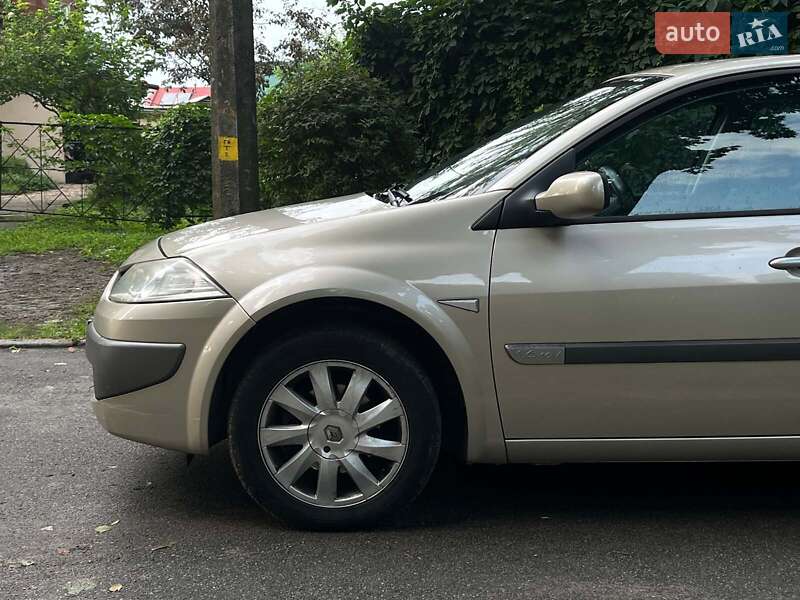 Седан Renault Megane 2006 в Киеве фото 9 Седан Renault Megane 2006 в Киеве