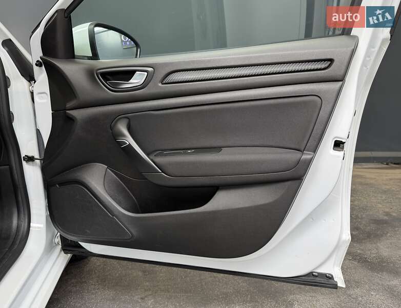 Седан Renault Megane 2018 в Киеве