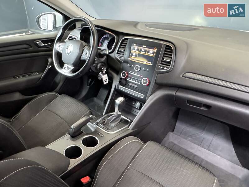 Седан Renault Megane 2018 в Киеве
