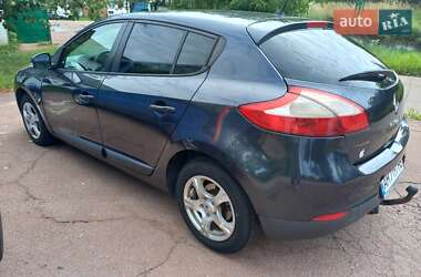 Хэтчбек Renault Megane 2012 в Коростене