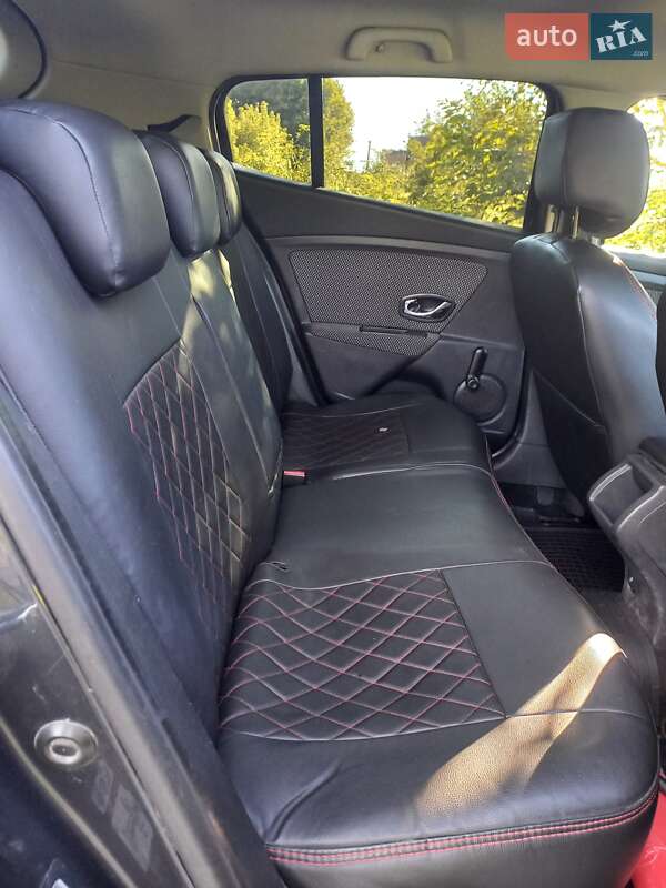 Хетчбек Renault Megane 2012 в Коростені фото 11 Хетчбек Renault Megane 2012 в Коростені