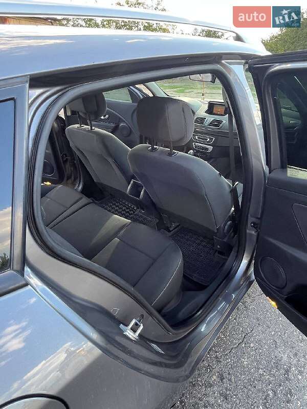 Универсал Renault Megane 2012 в Первомайске фото 15 Универсал Renault Megane 2012 в Первомайске